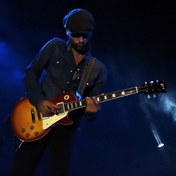 Riki Massini artista A-Z Blues