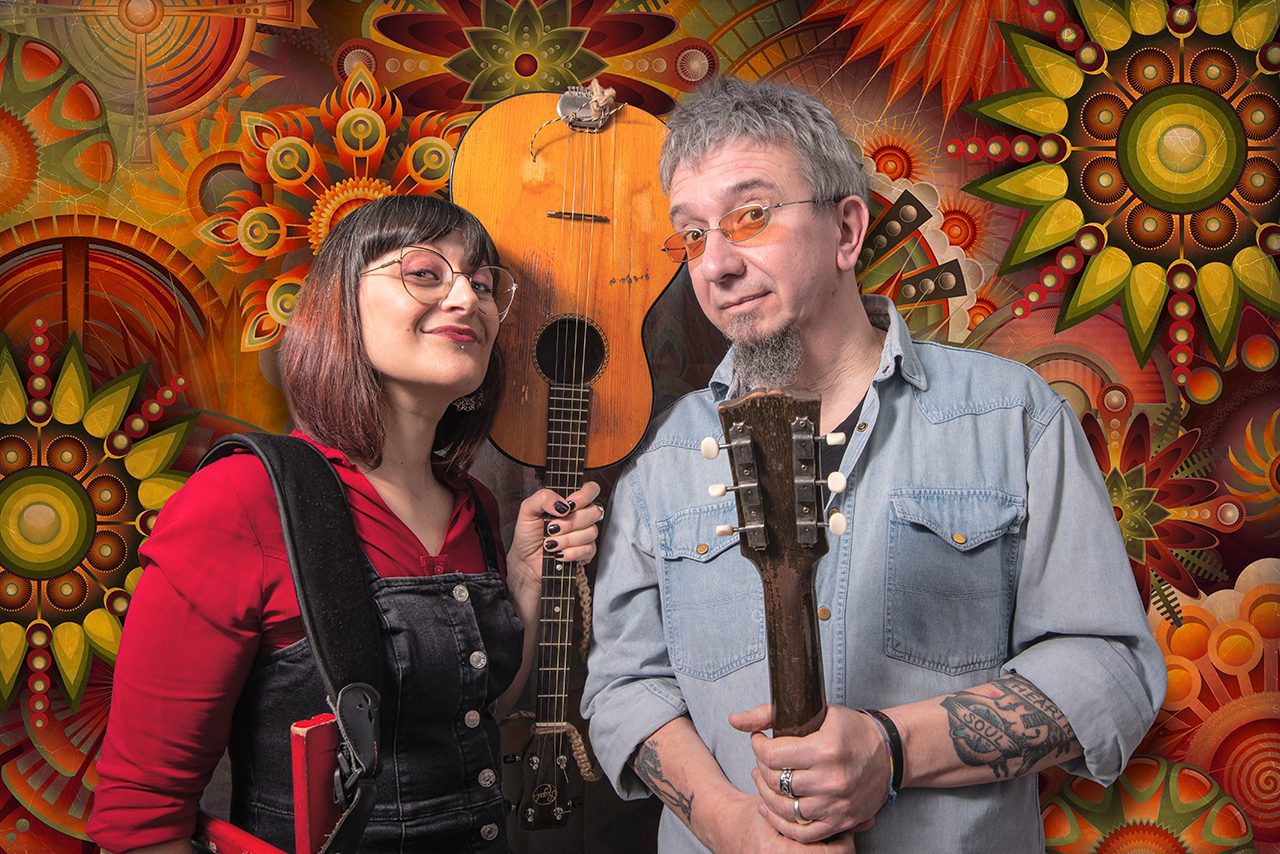 A-Z Blues Max & Veronica