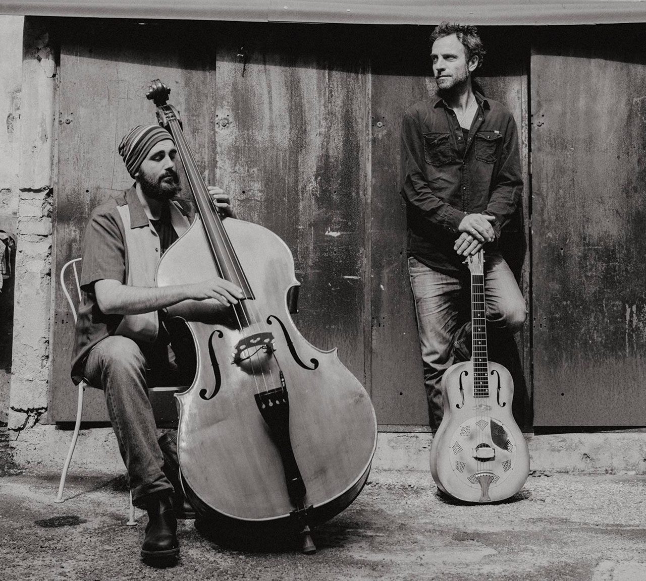 Poor Bob & Big Lucho live con Johnny Sansone